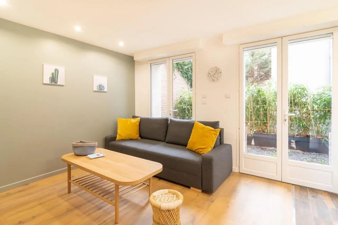 Appartement Old Town - Nice Cozy And Functional Ap Terrace à Lille